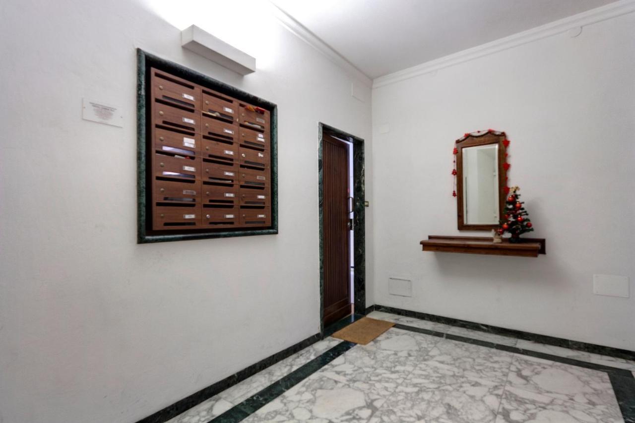 Costa San Giorgio Apartment By Mamo Firenze Bagian luar foto